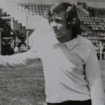 El extraño de pelo largo